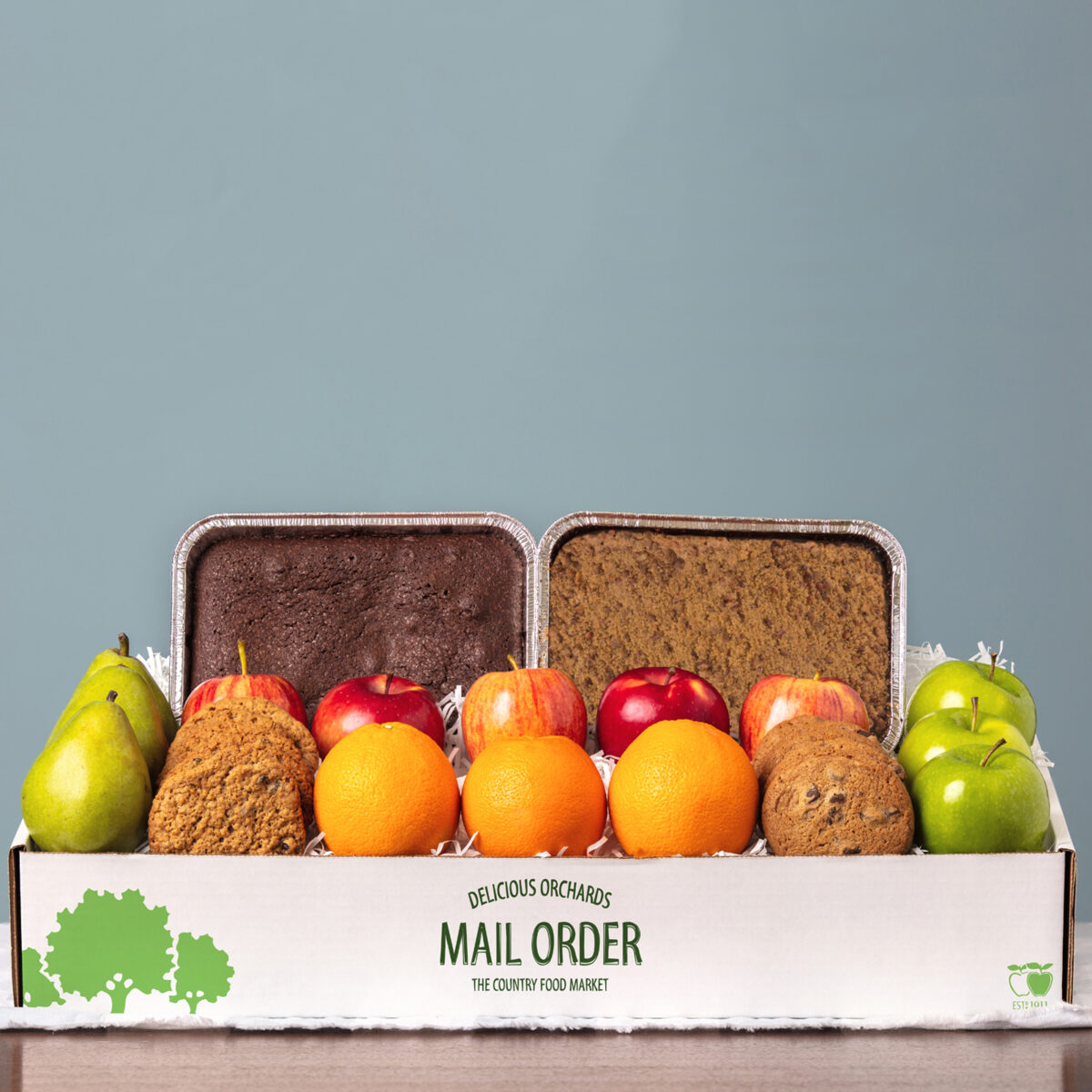 Deluxe Fruit & Bakery Box