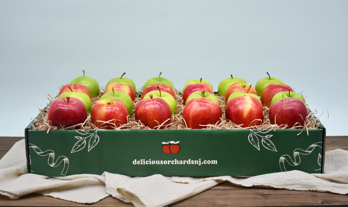 Deluxe Apple Box 24 Pc
