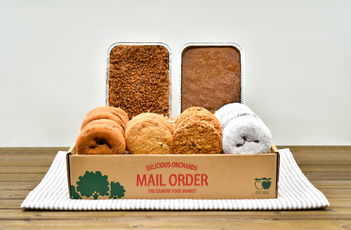 Sweet Delights Bakery Gift Box (P/S)