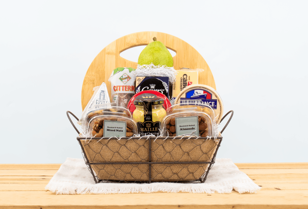 Deluxe Charcuterie Basket- w/ Cutting Board